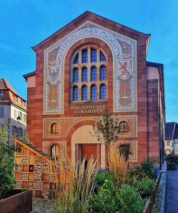 Le Petit Bali Apartment Selestat Bagian luar foto