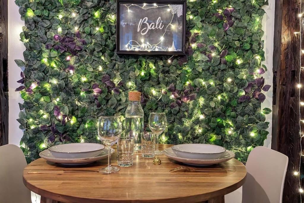 Le Petit Bali Apartment Selestat Bagian luar foto