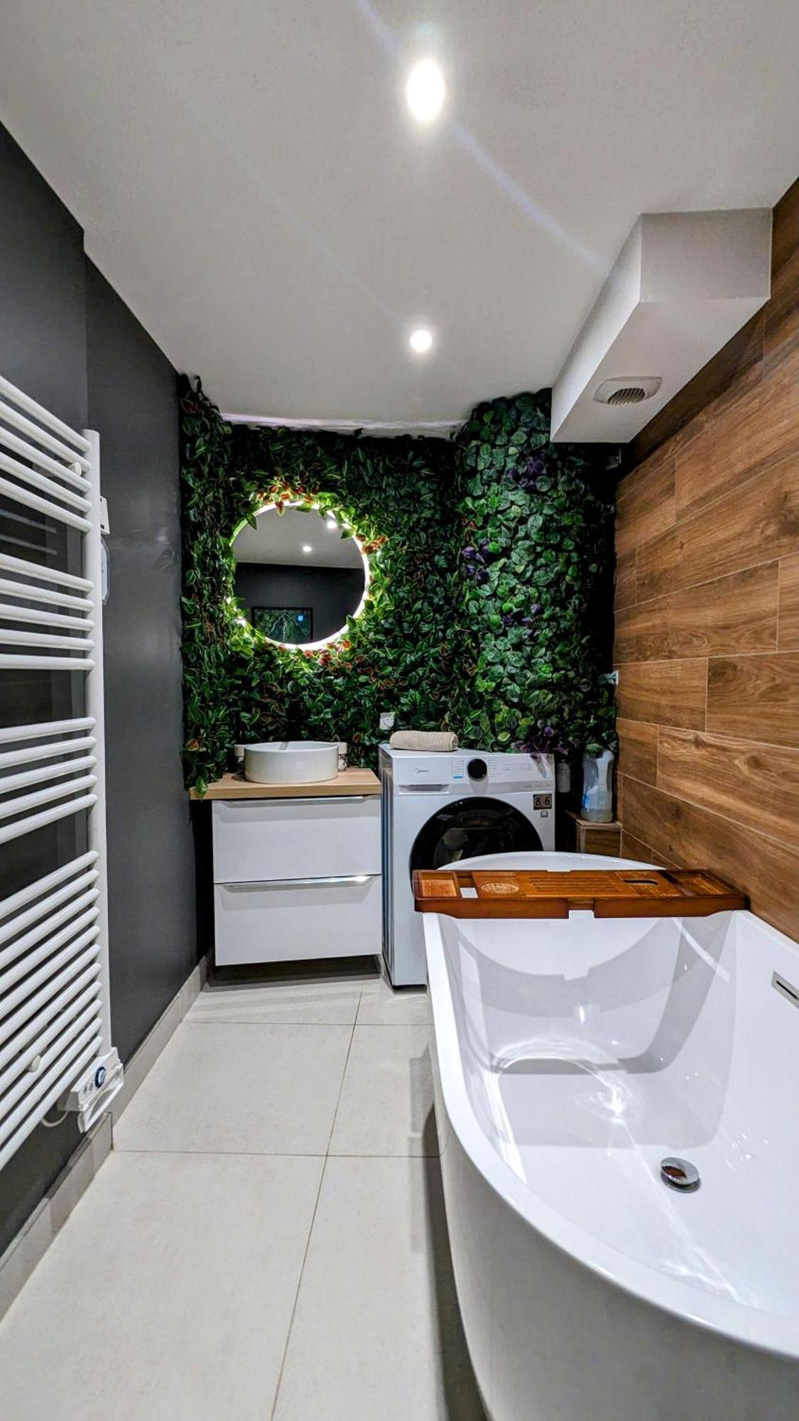 Le Petit Bali Apartment Selestat Bagian luar foto